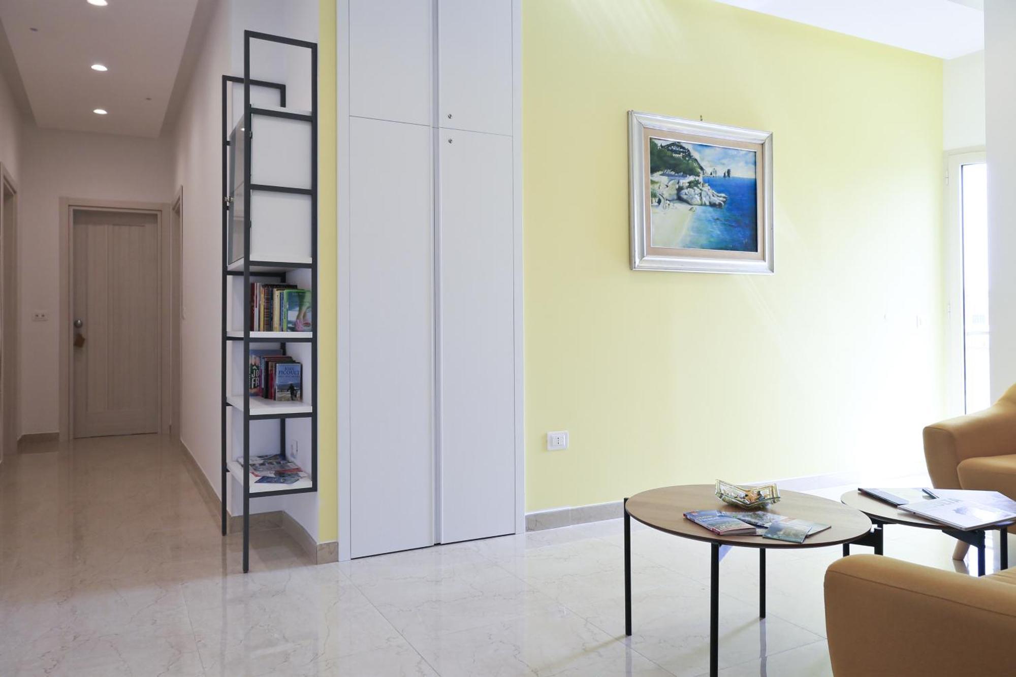 Villa Del Gaudio Rooms & Apartments Кастеламаре ди Стабия Екстериор снимка