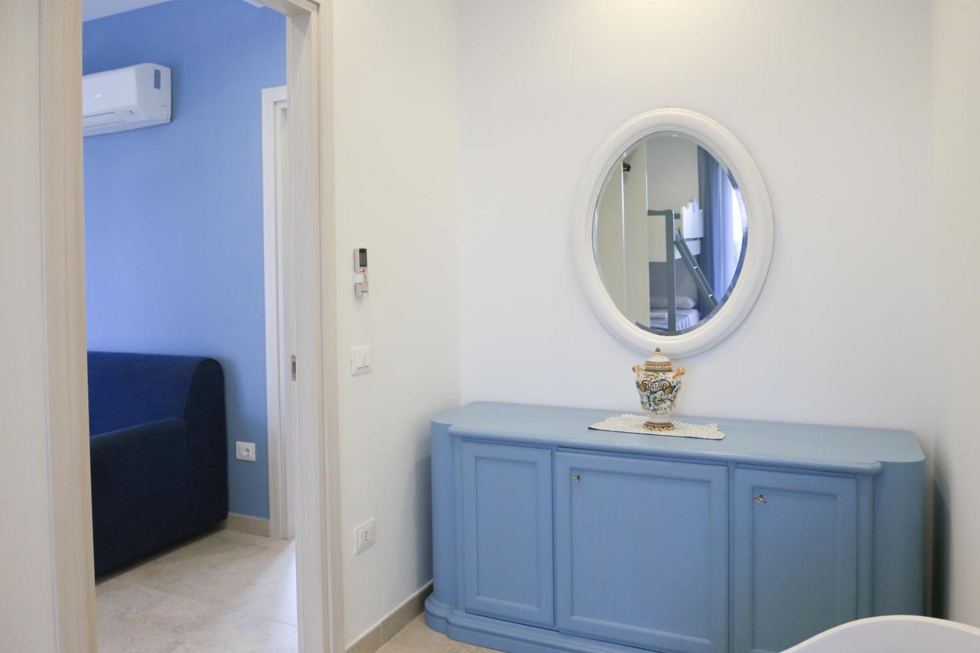 Villa Del Gaudio Rooms & Apartments Кастеламаре ди Стабия Екстериор снимка
