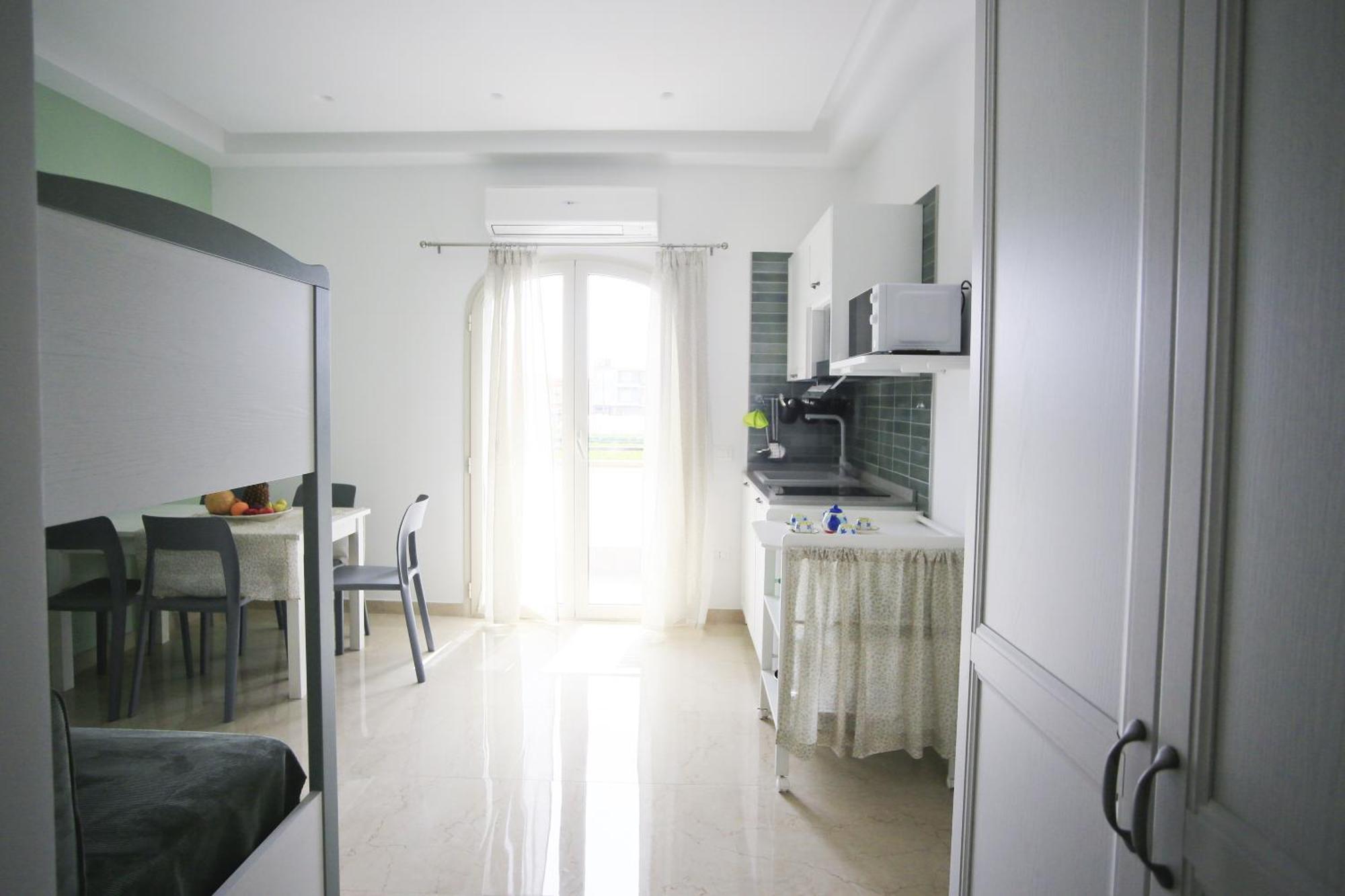 Villa Del Gaudio Rooms & Apartments Кастеламаре ди Стабия Екстериор снимка