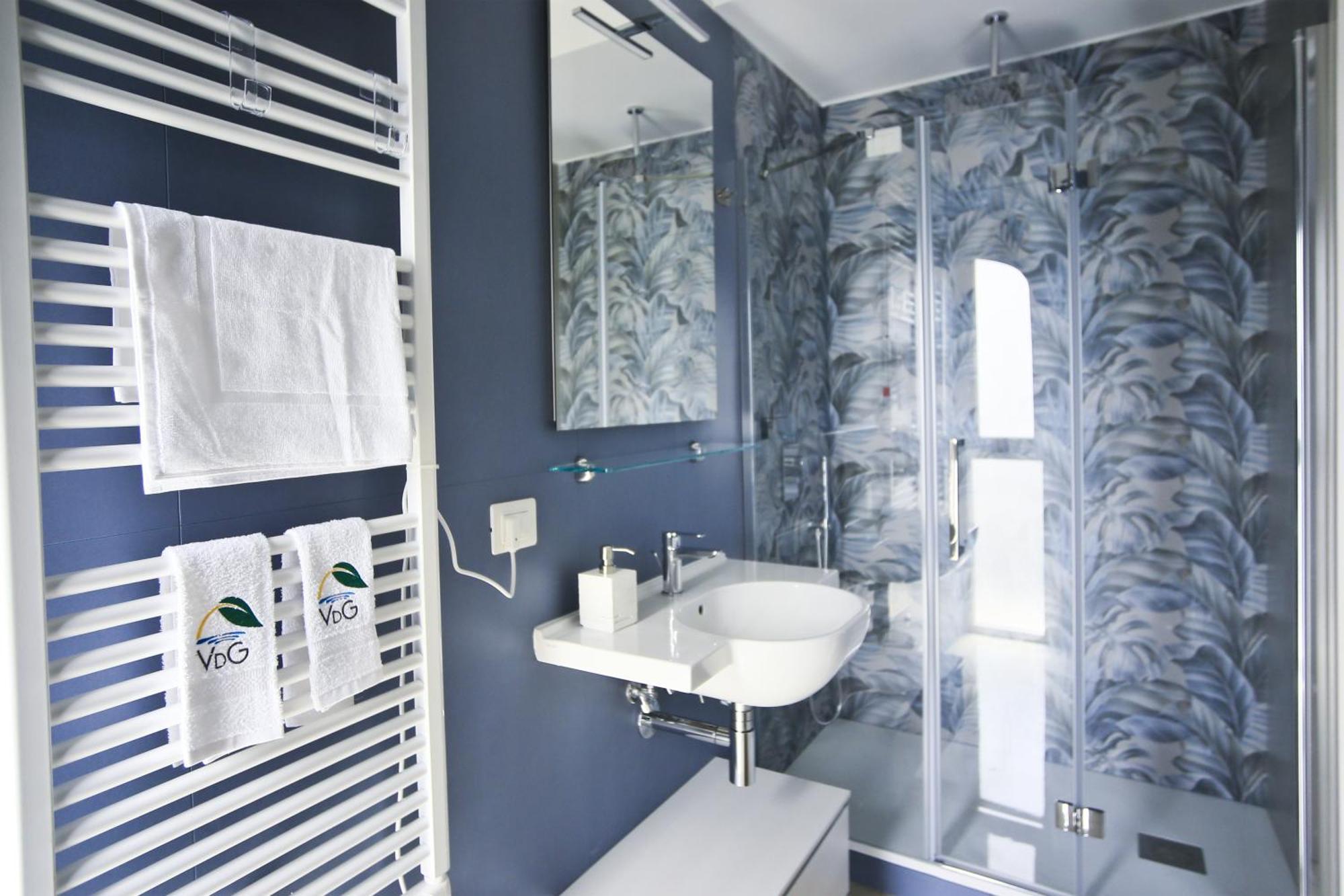 Villa Del Gaudio Rooms & Apartments Кастеламаре ди Стабия Екстериор снимка
